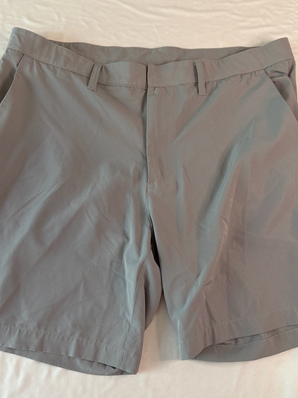 Fabletics‎ Men’s Gray Performance Shorts Size XL 38-40 Athletic Stretch